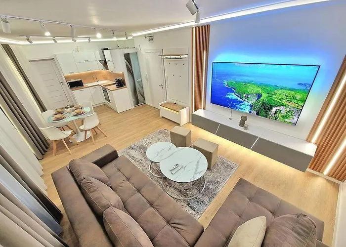 Luxury Apartment. 75 Inches Tv Appartamento