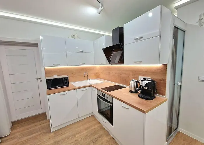 Luxury Apartment. 75 Inches Tv Appartamento *