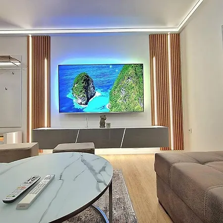 Luxury Apartment. 75 Inches Tv Apartment Varna