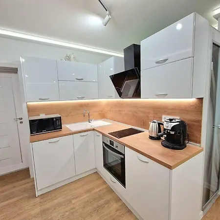 Luxury Apartment. 75 Inches Tv Apartament *